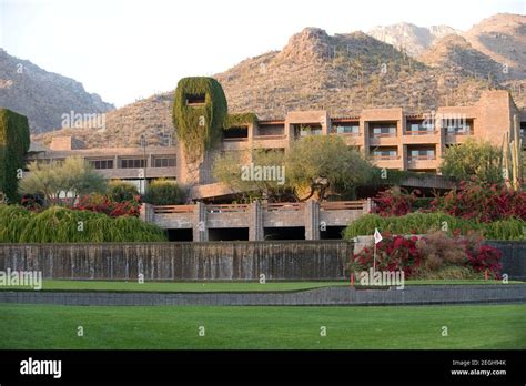 Loews Ventana Canyon Resort. An exclusive golf resort near Tucson ...