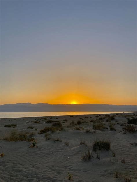 Clear Sky over Beach at Sunset · Free Stock Photo