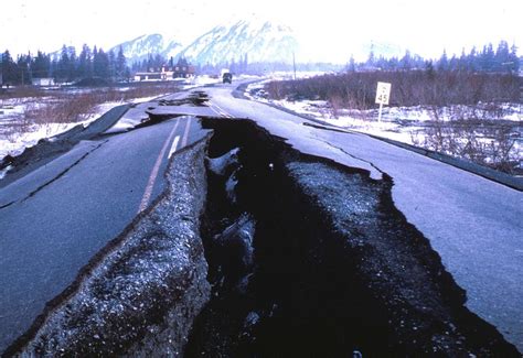 Alaska's Good Friday earthquake in shocking images, 1964 - Rare ...