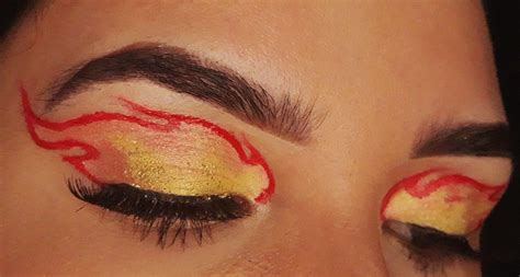 Makeup Fire Flame 🔥 | Ideias de maquiagem, Maquiagem, Carnaval