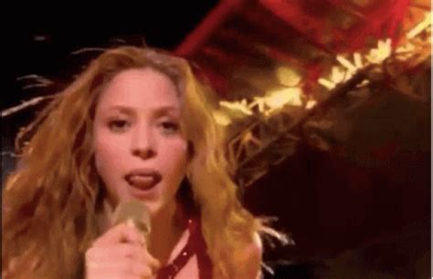 Shakira Super Bowl GIF - Shakira SuperBowl HalftimeShow - Discover ...