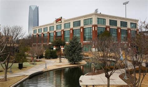 Sonic layoffs in Oklahoma City headquarters