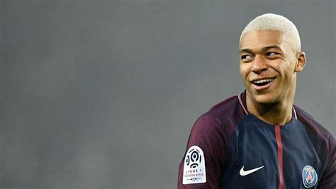 mbappe blue hair