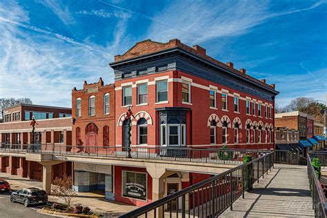 Downtown Morristown | Blue building, Banks building, Morristown