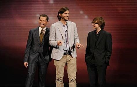 Ashton Kutcher on Two And A Half Men: Photo Gallery | BackstageOL.com