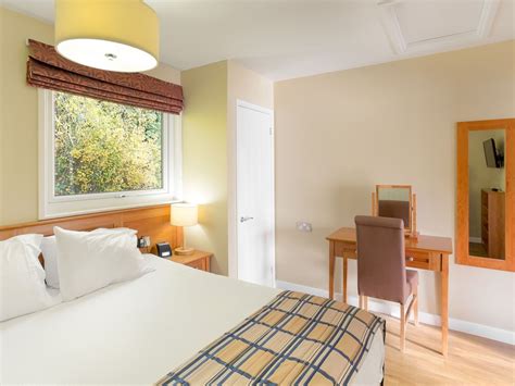 Pine Lake Resort | Top Carnforth Hotel