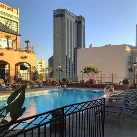 Luxury New Orleans Hotel Rooftop Pool with Incredible Views