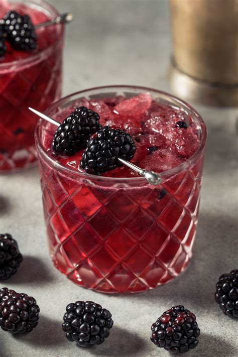 15 Best Fall Gin Cocktails for the Holidays - Insanely Good