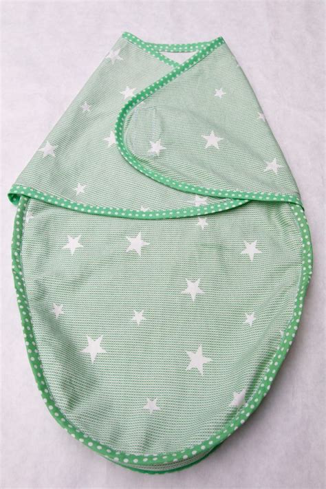 Free Baby Swaddle Pattern Easy Tutorial - So Sew Easy | Free baby stuff ...