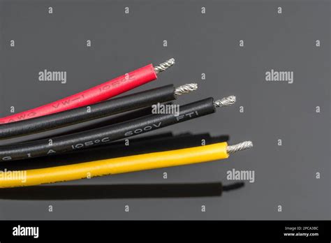 18 awg wires hi-res stock photography and images - Alamy