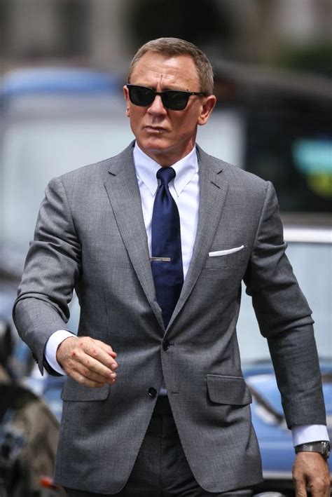 Pin by Wendy Bissett on Daniel | Gray suit, Bond suits, Suits