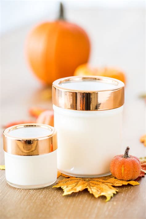 DIY Pumpkin Spice Candle