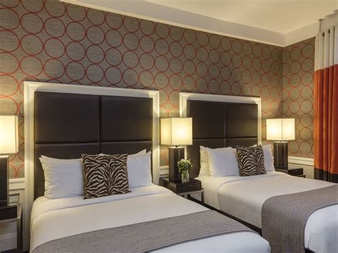 Empire Superior Room - Two Double Beds - The Empire Hotel