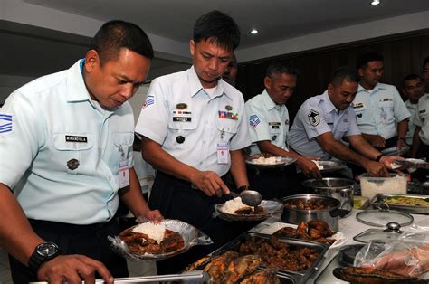 Hawaii National Guard air defense experts share with Philippine air ...