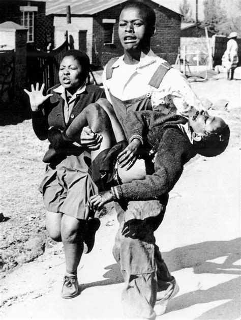 Soweto Uprising 40 years On: The Image That Shocked The World ...