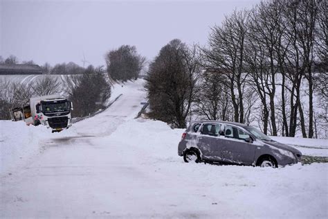 In Denmark and Sweden, traffic will be paralyzed in many places ...