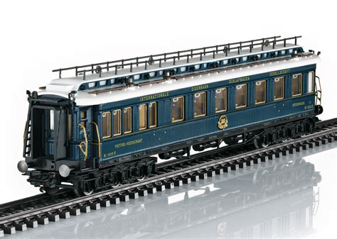 "Simplon Orient Express" Express Train Passenger Car Set 1 | Märklin