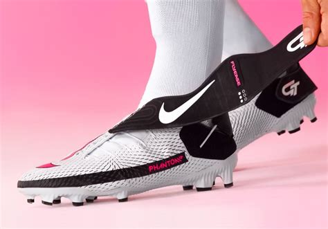 Nike Phantom GT FlyEase - Soccer Cleats 101