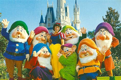 My Favorite Disney Postcards: Snow White and the Seven Dwarfs