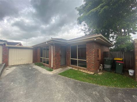 3/2-4 Kraft Crescent, Drouin | OBrien Real Estate