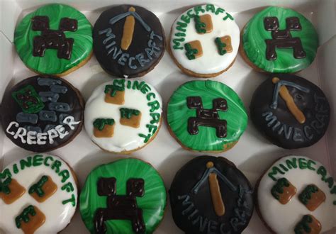 minecraft | Birthday donuts, Donut decorations, Cake donuts