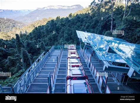 Railway blue mountains australia hi-res stock photography and images ...