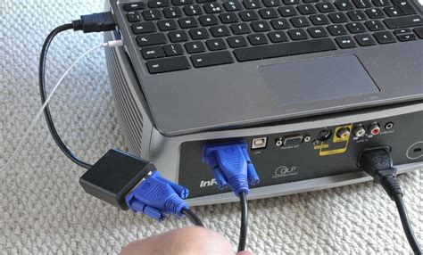 Steps For Connecting A Laptop To A Projector - Projector Repair World