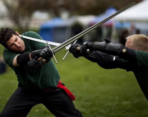 Studying the German Longsword Techniques at True Edge Academy ...