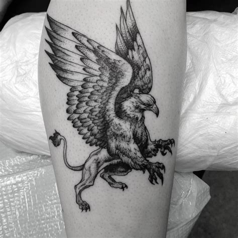 Share 74+ traditional griffin tattoo - in.cdgdbentre