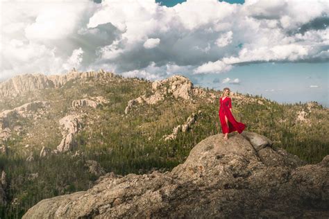 Custer State Park Hiking Trails: Cathedral Spires, Little Devils Tower ...