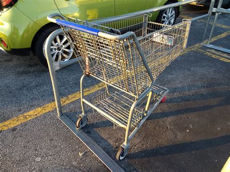 Kroger Cart | One of three types of shopping cart I noticed … | Flickr