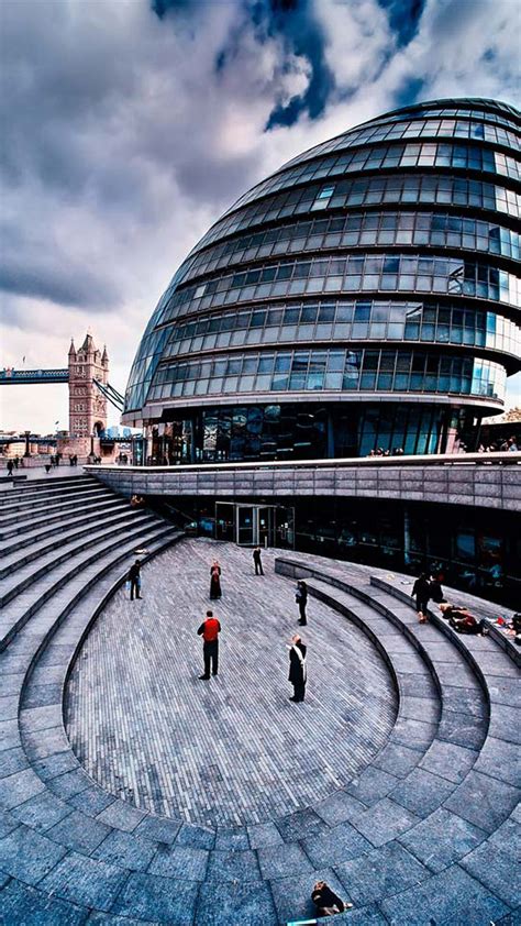 London City Hall #WOWattracions #londonviews | ハイテク建築, ノーマンフォスター, 建築家