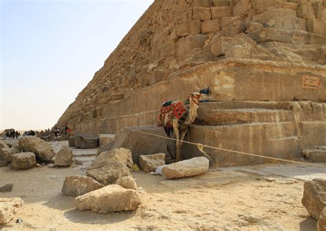 Cheops Pyramid of Giza - Khufu's Horizon.