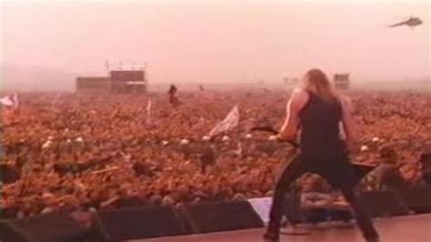 Watch Metallica Play To 1.6 Million Russian Fans In This 1991 Footage ...