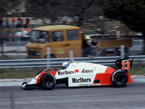 Car Pictures: Alfa Romeo 182 T Formula 1 1982