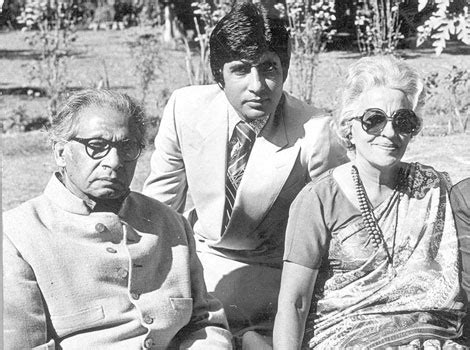 Amitabh Bachchan Family Photos,Pictures | Celebrity profiles