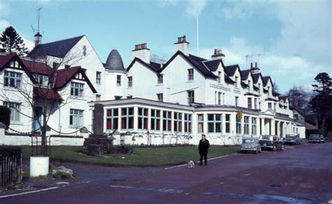 Lochearnhead Hotel © Elliott Simpson cc-by-sa/2.0 :: Geograph Britain ...