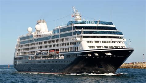 Azamara Journey cruise ship arriving in Auckland during COVID-19 ...