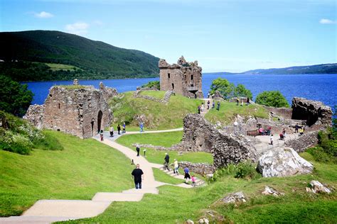 Urquhart Castle Ruins by MaresaSinclair on DeviantArt