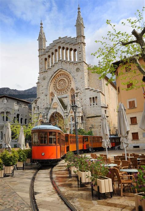 Sóller, Mallorca | Places in spain, Places to travel, Breathtaking places