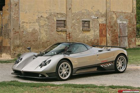 Pagani Zonda F Review - GTspirit