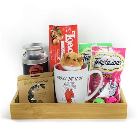 Gift Baskets for Cats - Cat Lovers Gift Baskets New York Free Shipping ...