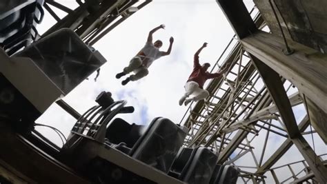 Roller Coaster Parkour Takes Extreme Sports to New Heights - Nerdist