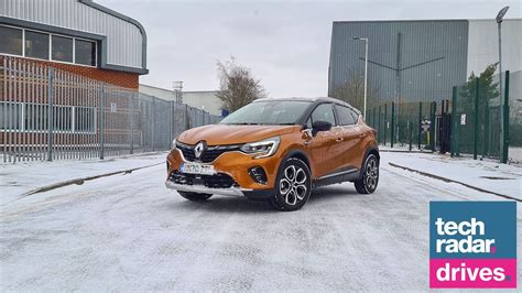 Renault Captur: this plug-in hybrid offers function over thrills ...