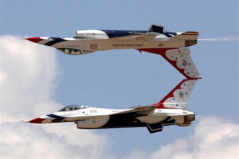 F 16 Thunderbird Wallpaper - WallpaperSafari