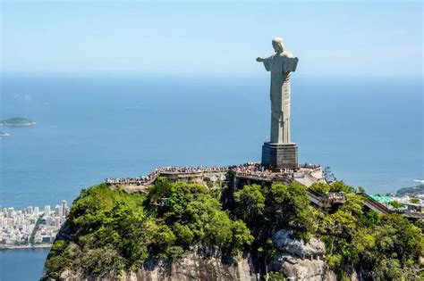 Our Visit to the Christ the Redeemer Statue in Brazil (Full Guide ...