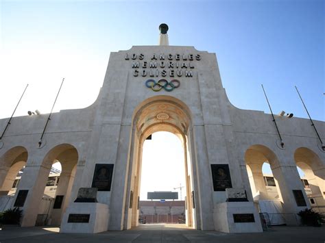 The Greatest Sports Moments in Los Angeles Coliseum History | Discover ...