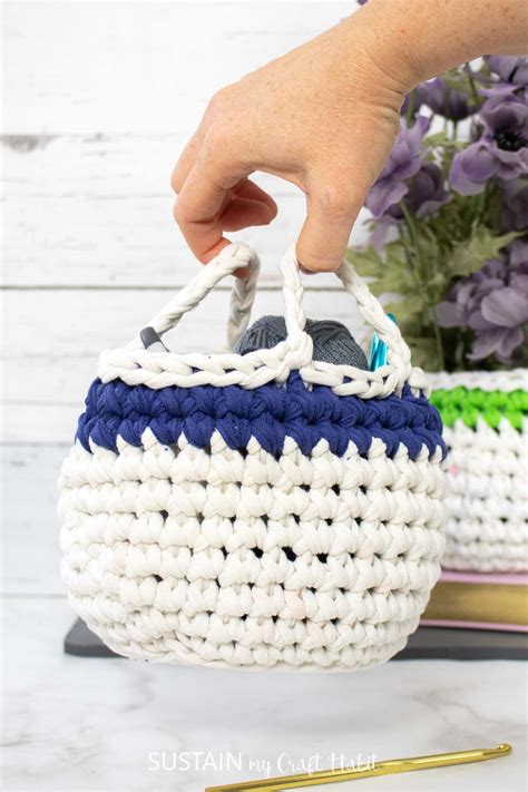 T-Shirt Yarn Crochet Basket with Handles Pattern – Sustain My Craft Habit