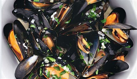 Rick Stein Moules Marinière Recipe | Garlic Cream Mussels