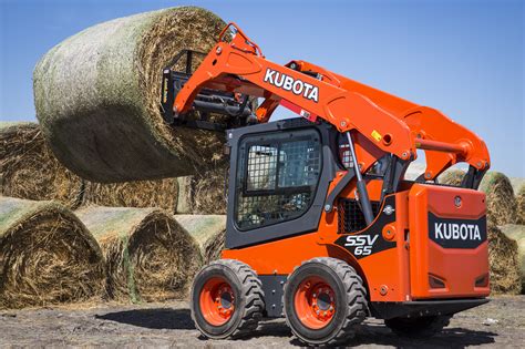 Kubota's 'New Era' Expands Reach into Large Ag Market